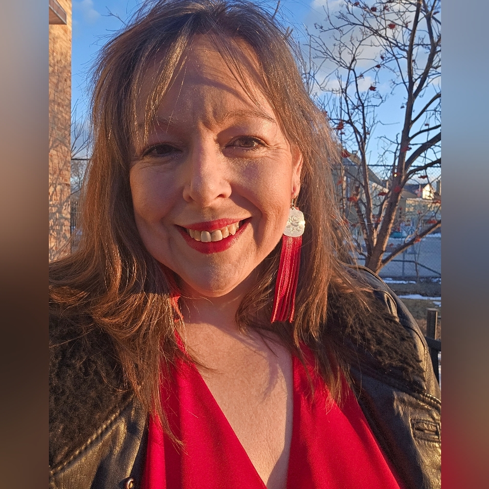 Meet your Posher, Serina